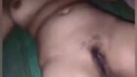 ပုလွေပေးပြီးကြိတ်တဲ့လင်မယား — LeakMM Myanmar video preview