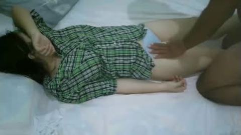 စော်လေးကရှက်နေတာအမှန်လေးဆိုတော့.. video preview