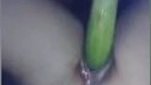 ရာသီလာနေလဲထန်နေတဲ့အန်တီ — LeakMM Myanmar video preview