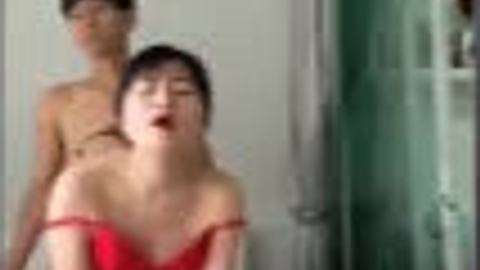 အဖျားတက်နေတဲ့စော်လေး — XBurma Myanmar video preview