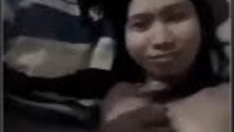 အန်ကယ်ကြီးက စမီးလေးကိုဆွဲ — XBurma Myanmar video preview