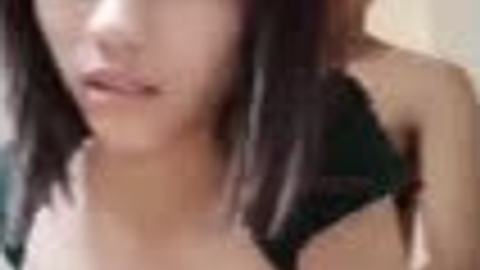 အပေးကောင်းတဲ့မြန်မာမလေးကို ဆွဲနေတာ — XBurma Myanmar video preview