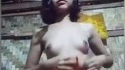 အငုံးလေးဟ ညိုကီတို့ရေ — LeakMM Myanmar video preview