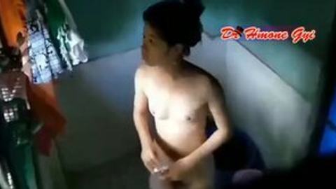 ရေချိုးချောင်းရိုက်လေး — LeakMM Myanmar video preview