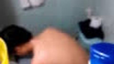 အကိတ်မလေးရေချိုး ချောင်းရိုက် — LeakMM Myanmar video preview