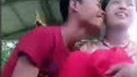 မြန်မာချာတိတ်လေးတွေ — XBurma Myanmar video preview