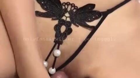 Only fans က ဖုတ်ဖုတ်အလန်းလေးစောက်ရမ်းမိုက်အပိုင်း #3 video preview