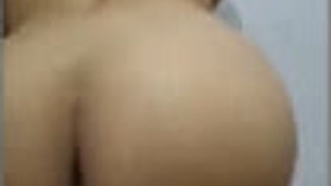 ရေချိုးချောင်းရိုက်နဲ့ အထန်မလေး — LeakMM Myanmar video preview