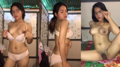မှန်ကြောင် အကိတ်မလေး video preview
