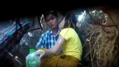 အနှိုက်ကြမ်းတဲ့ ကိုကြီး video preview