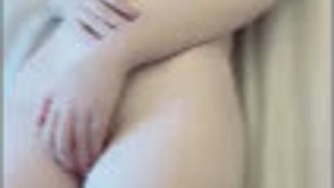 စော်လေးကအမှန်ကန်ဘဲကွာ နုဖတ်နေတာဘဲ video preview