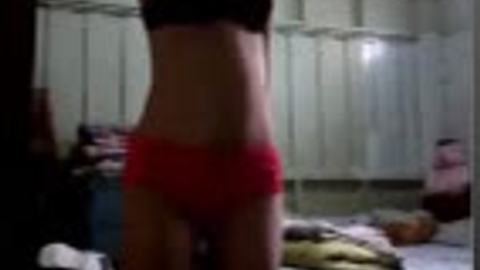 ဆယ်ကျော်သက်ပိပိလေးဖလန်းဖလန်းထ — XBurma Myanmar video preview