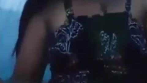 သနပ်ခါးလေးနဲ့ ဆယ်ကျော်သက်လေး — XBurma Myanmar video preview