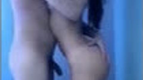 ရေချိုးရင်းလိုးတဲ့ချာတိတ်လေးအတွဲ video preview