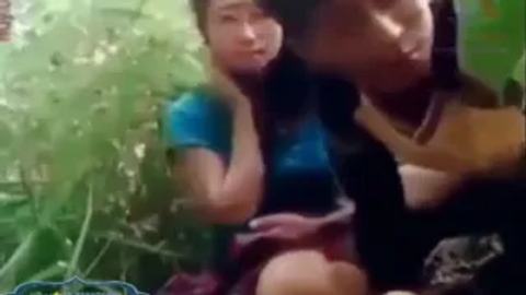 တောထဲလိုးပြီး အမှတ်တရဓါတ်ပုံရိုက် video preview