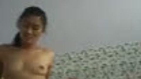 တည်းခိုခန်းမှာဆွဲတဲ့ မြန်မာမလေး — XBurma Myanmar video preview