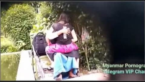 စော်လေးကဖီးတွေတက်ပြီးတက်ခွ video preview