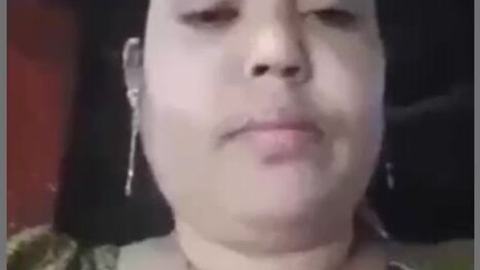 ကြိုက်ရင်ကုန်းတဲ့အန်တီကြီး — XBurma Myanmar video preview
