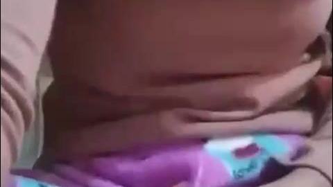 မုံရွာသူမမထန်နေတာလေး — XBurma Myanmar video preview