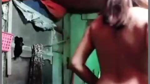 ဖင်ကုန်းပြတာ ရှယ်ကြီးကွာ — XBurma Myanmar video preview