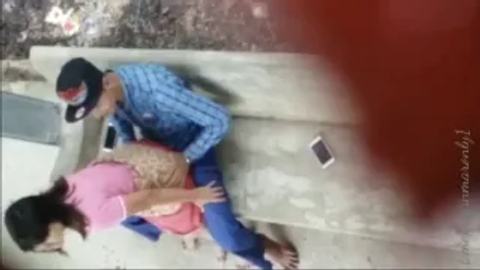 ကြုံသလိုတီးတဲ့ ပြောင်ကြီး video preview
