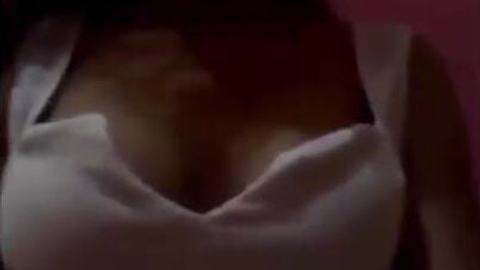 ဒုတ်ဆာနေတဲ့မြန်မာမလေး — XBurma Myanmar video preview