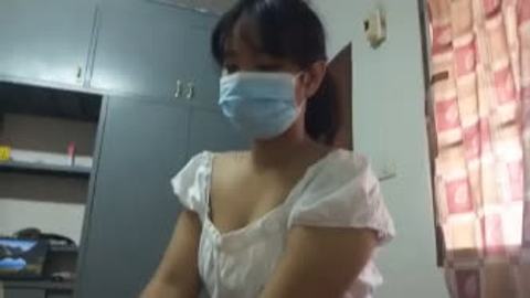 အပေါ်ကနေတက်ဆောင့်တဲ့မမကြီး — XBurma Myanmar video preview