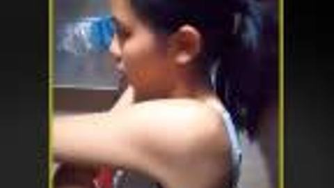 ရေချိုးခန်းထဲကအငုံးလေး — XBurma Myanmar video preview