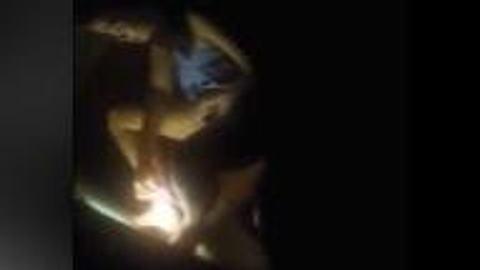 ဘေးအခန်းကစကီလေးချောင်းရိုက် video preview