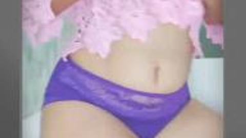 အပျိုကြီးမမစောက်ဖုတ်ကြီး #1 video preview