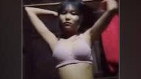 တောသူပိပိသေးသေးလေး စောက်မွှေးလေးကထူ — XBurma Myanmar video preview
