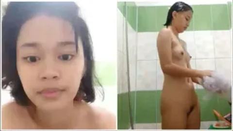 ဘဲဘဲကို ရေချိုးပြတဲ့စော် video preview