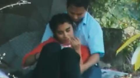 ပန်းခြံထဲက ဒုတ်ထိုးချောင်းရိုက် video preview