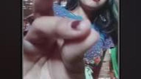 ဒုတ်ငတ်နေတဲ့ မြန်မာအကိတ်လေး — XBurma Myanmar video preview
