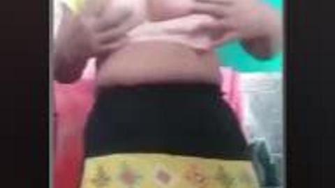 မြန်မာစစ်စစ်ငထန်လေးတွေဂလုကြ — XBurma Myanmar video preview