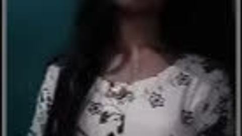 လှိုင်သာယာက KTV လုပ်တဲ့ အငုံးလေး — XBurma Myanmar video preview