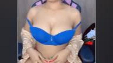 လဲ့လဲ့ဝင်းရဲ့ အထန်စကေး — XBurma Myanmar video preview