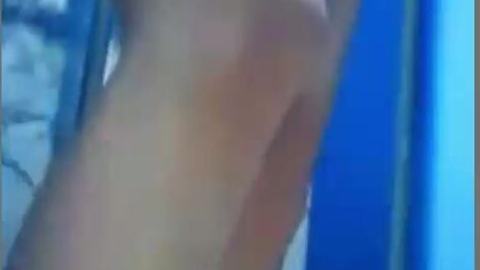 အိမ်သာထဲကပူစီအလန်းလေး video preview