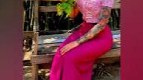စော်ကတက်တူးတွေနဲ့အကိတ်ကြီး ဘဲကအသေဆောင့်တာ — XBurma Myanmar video preview