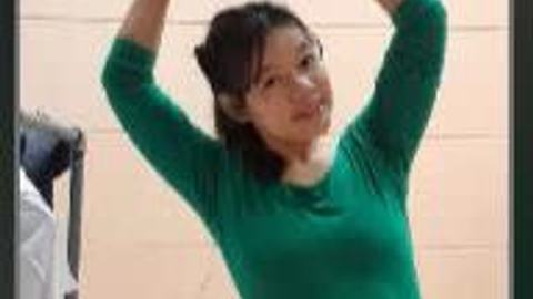 ဘဲကိုရေချိုးပြတဲ့ ကရင်မလေး — LeakMM Myanmar video preview