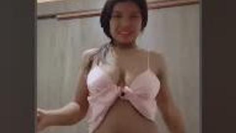 လဲ့လဲ့ဝင်း ဖင်ယားနေတာလေး — LeakMM Myanmar video preview