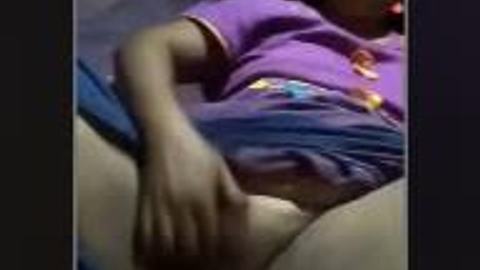 သနပ်ခါးတွေနဲ့ တောသူမမ အထန်ကြီး — LeakMM Myanmar video preview