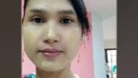 ဘဲဘဲကို ရေချိုးရင်းပြတဲ့မြန်မာမလေး — LeakMM Myanmar video preview