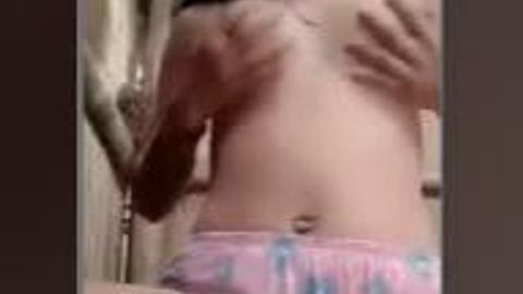 ဆယ်ကျော်သက်အပျိုပေါက်စအငုံးလေး — LeakMM Myanmar video preview