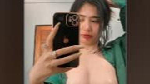 ဖြိုးဖြိုးအိအိဇော်စောက်ဖုတ်မဲမဲလေး — LeakMM Myanmar video preview