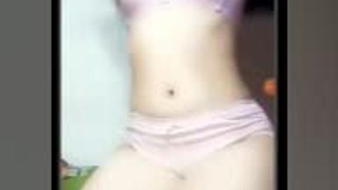 Live လွှင့်ပြီးထန်တဲ့မြန်မာမလေး — LeakMM Myanmar video preview