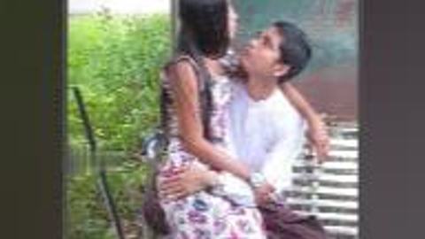 လီးပေါ်ထိုင်တဲ့မြန်မာမလေး အကြည်ဗားရှင်းလေး video preview