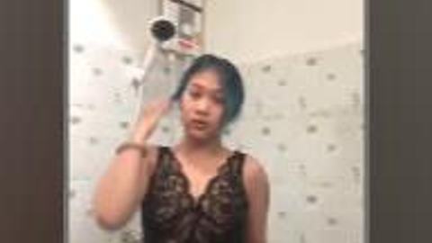 ရေချိုးခန်းထဲက ရှယ်အကိတ်ကြီး — LeakMM Myanmar video preview