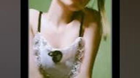 ဖြူဖြူဖွေးဖွေး ပိပိအမိုက်စားလေးကွာ — LeakMM Myanmar video preview
