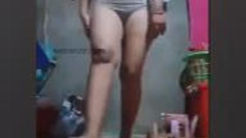 သူလေး လေ့ကျင့်ခန်းလုပ်ပတာကတမျိုး — XBurma Myanmar video preview